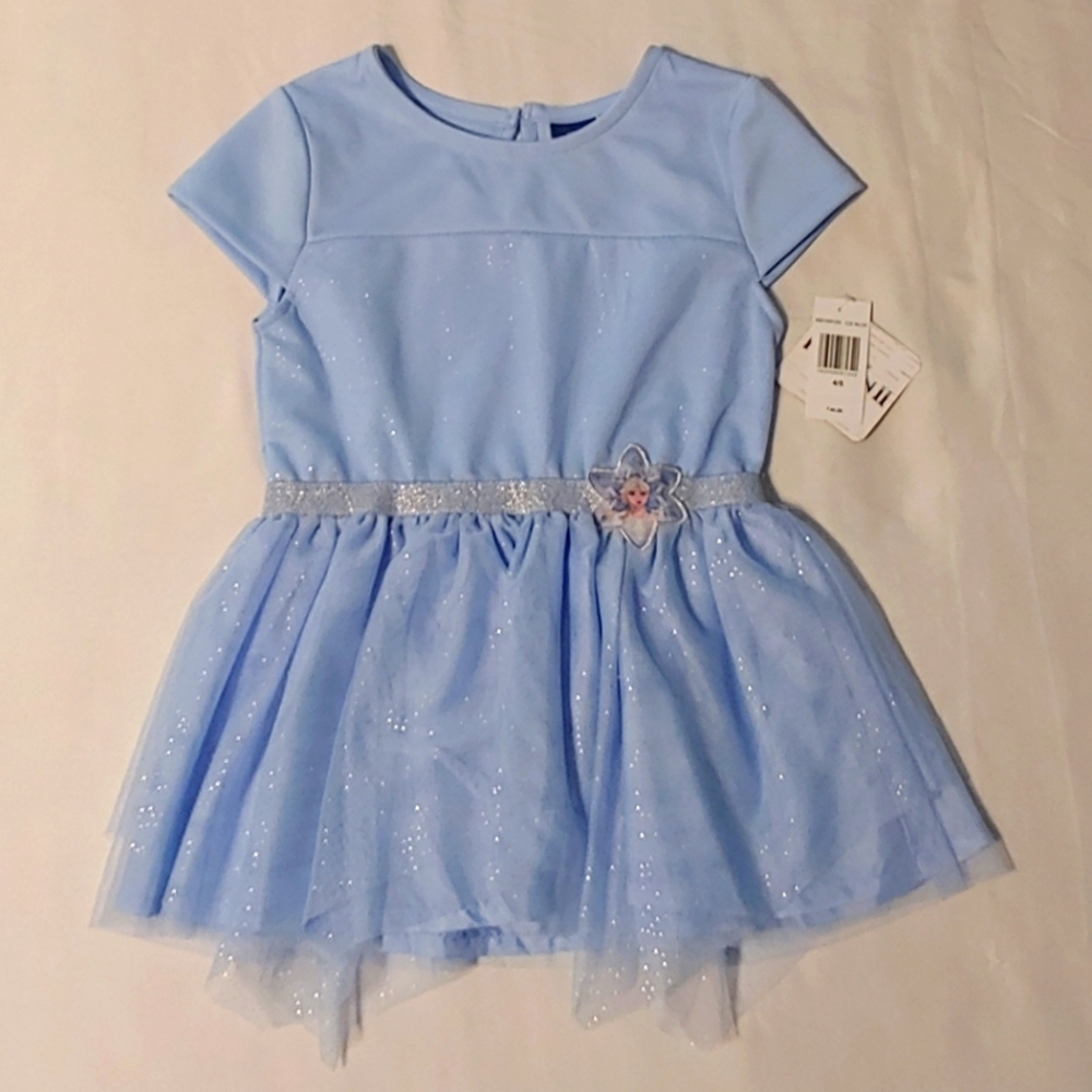 NWT Frozen Top size 4